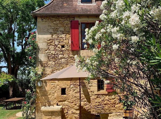 Belle Maison En Pierre Du Perigord, Piscine Privee Et Vue Panoramique, Cote Sarlat 別荘 Bézenac