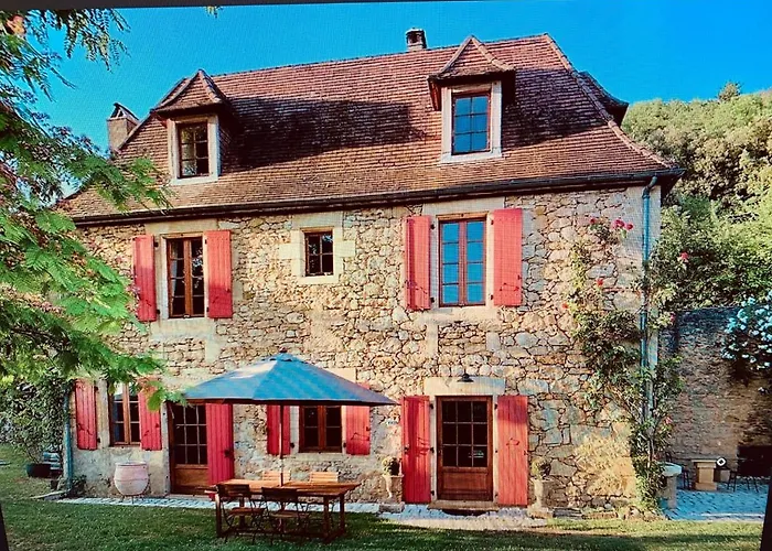Maison Les Volets Rouges, Vue Et Piscine Privee, Cote Sarlat